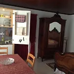 Casa Amarela Lagos
