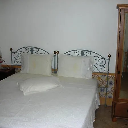 בית הארחה Casa Amarela *